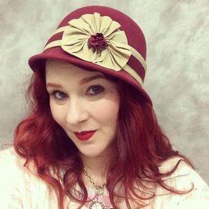 Meet your Posher, Kelly